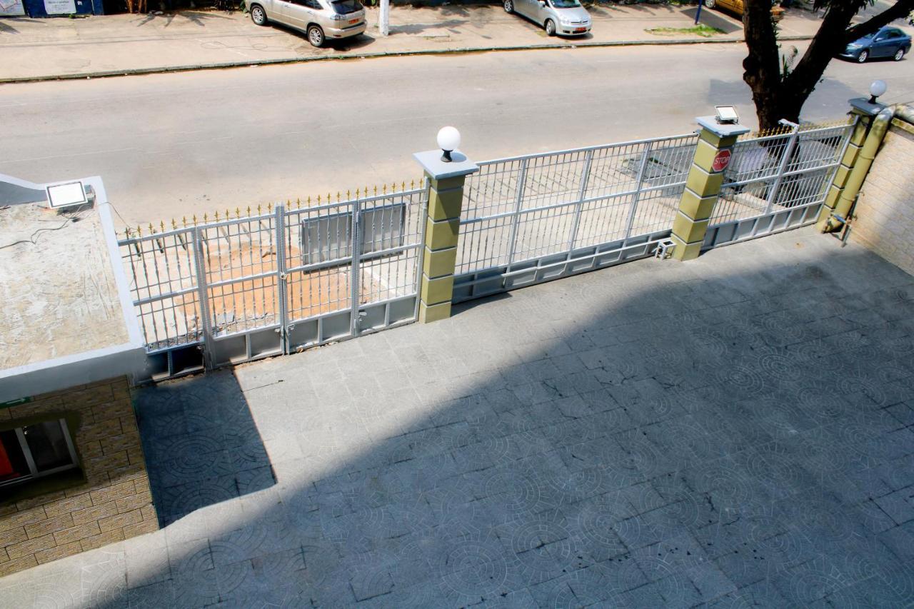 Residence Le Carat Bonapriso Duala Zewnętrze zdjęcie