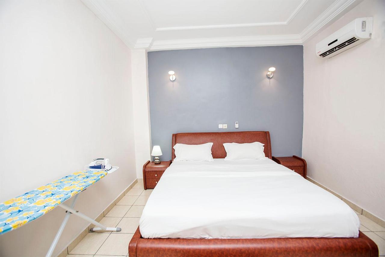 Residence Le Carat Bonapriso Duala Zewnętrze zdjęcie